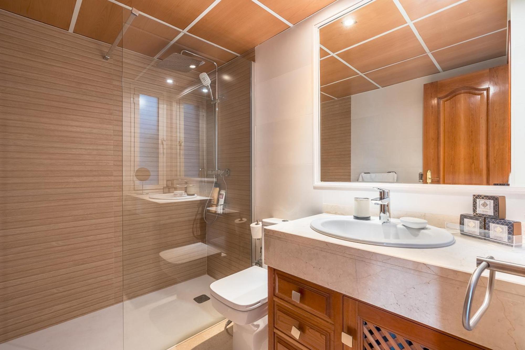 Apartamento Aravirma Гранада Екстериор снимка
