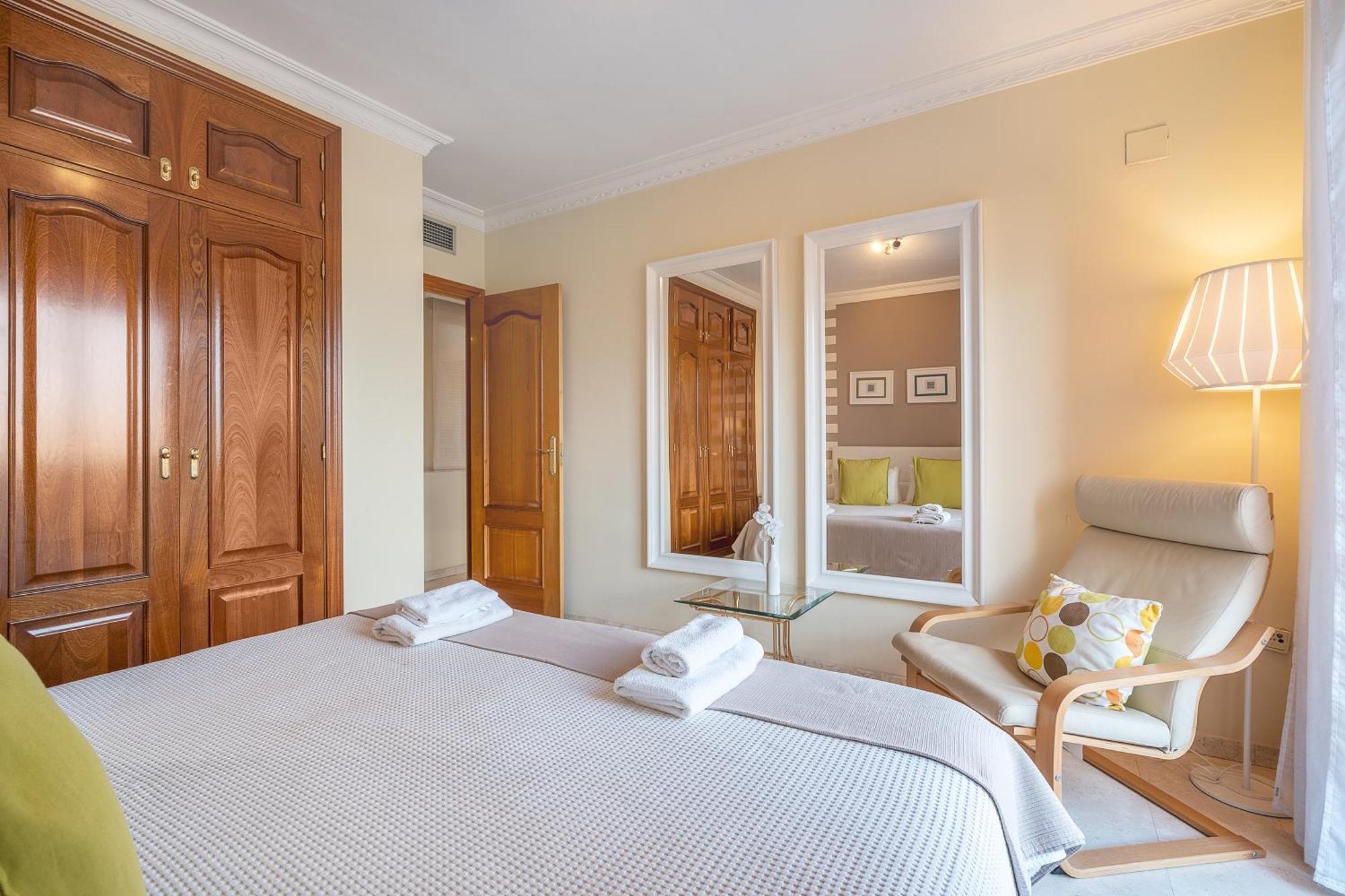 Apartamento Aravirma Гранада Екстериор снимка